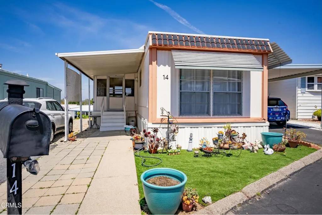 Newbury Park, CA 91320,14 Ortega #14