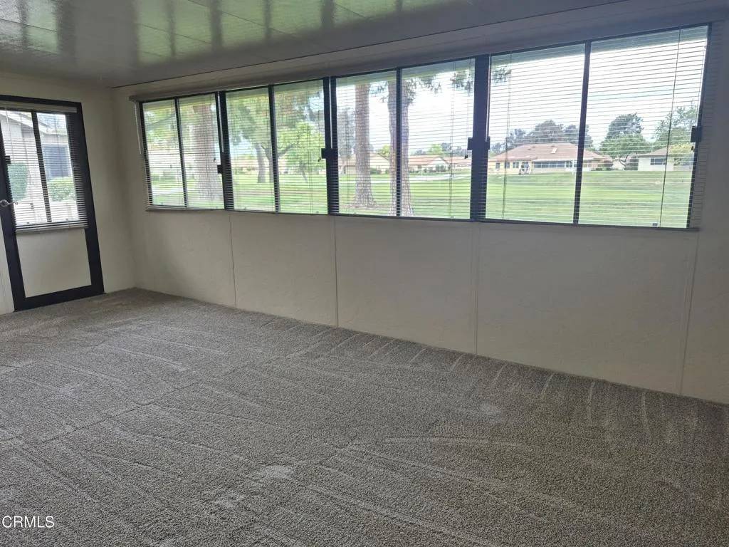 Camarillo, CA 93012,17105 Village 17