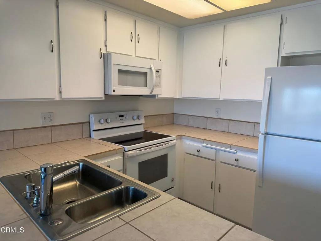 Oxnard, CA 93035,3113 Harbor Boulevard