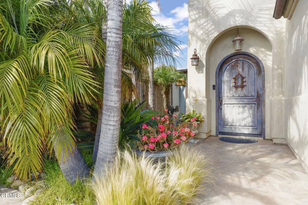 Ventura, CA 93001,2149 Monmouth Drive
