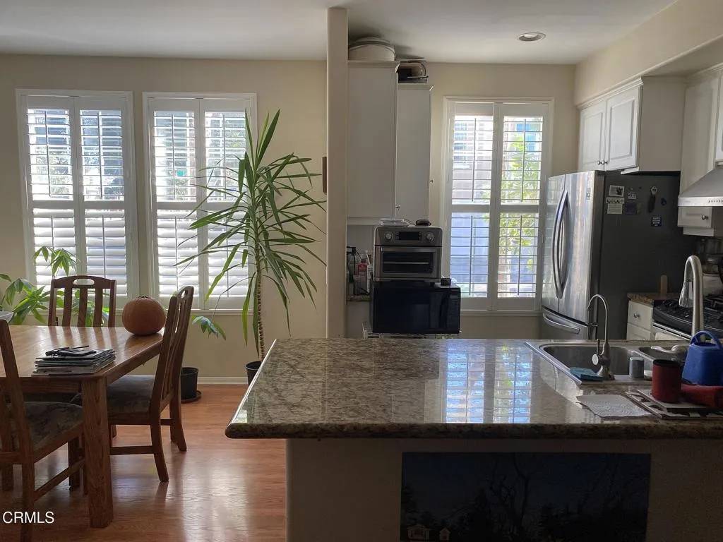 Ventura, CA 93003,1038 Holiday Ave Avenue