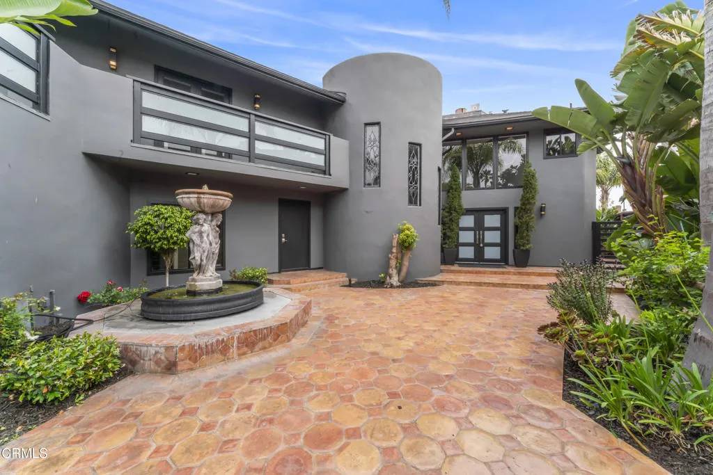 Ventura, CA 93001,952 Peninsula Street