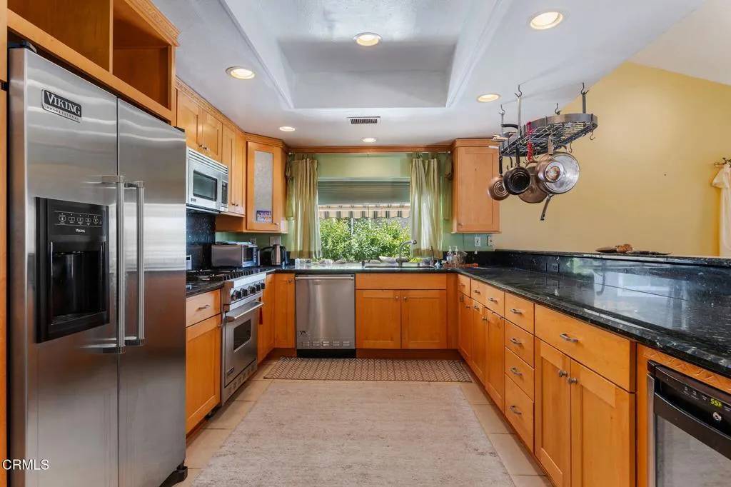 Moorpark, CA 93021,4078 Bending Oak Court