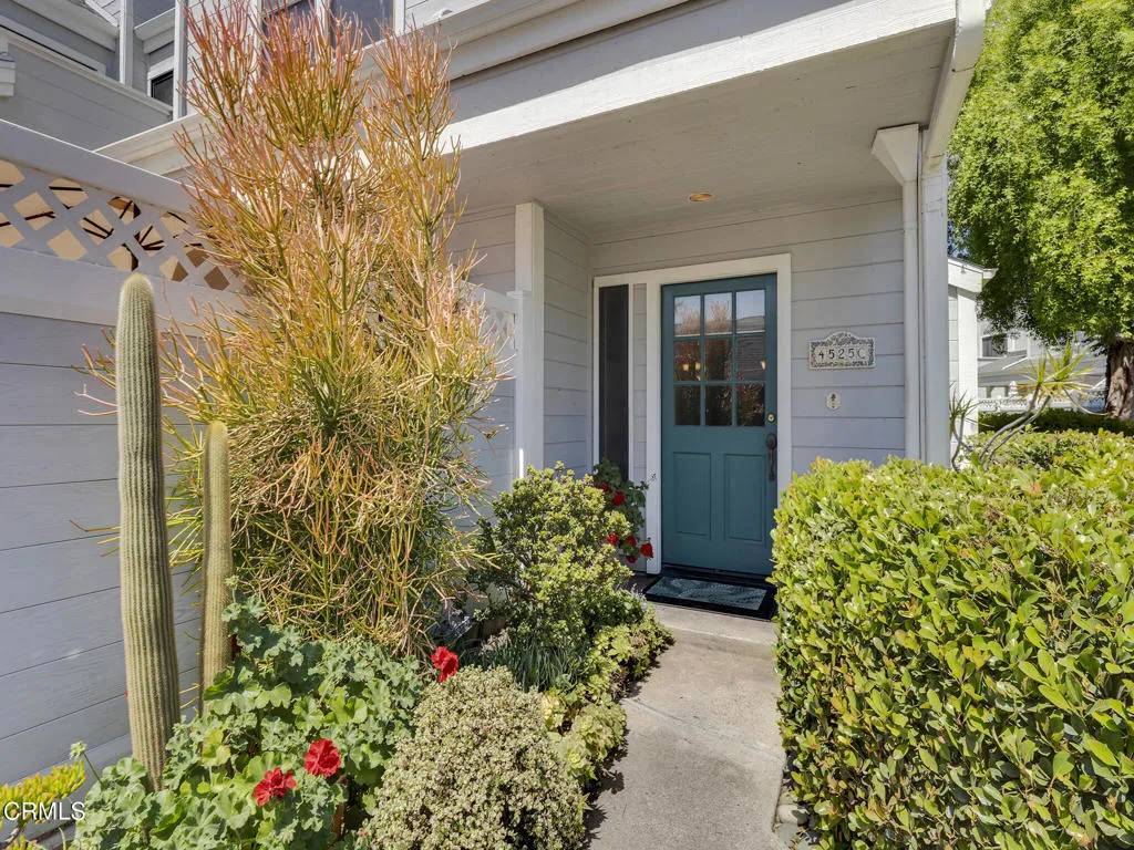 Carpinteria, CA 93013,4525 Carpinteria Avenue #C