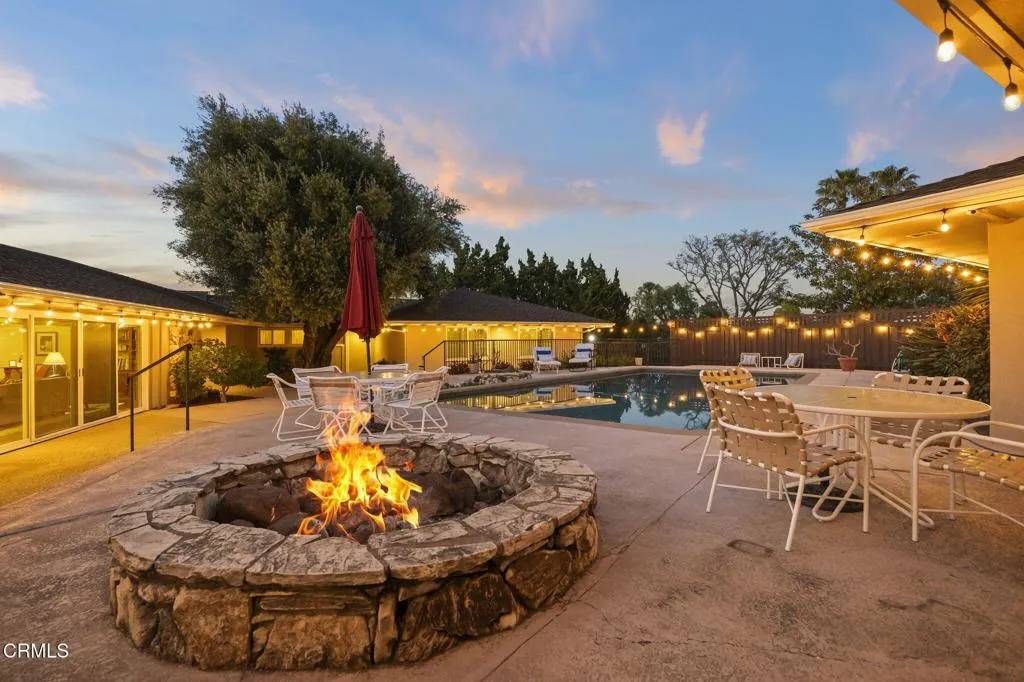 Camarillo, CA 93010,635 Via Del Cerro