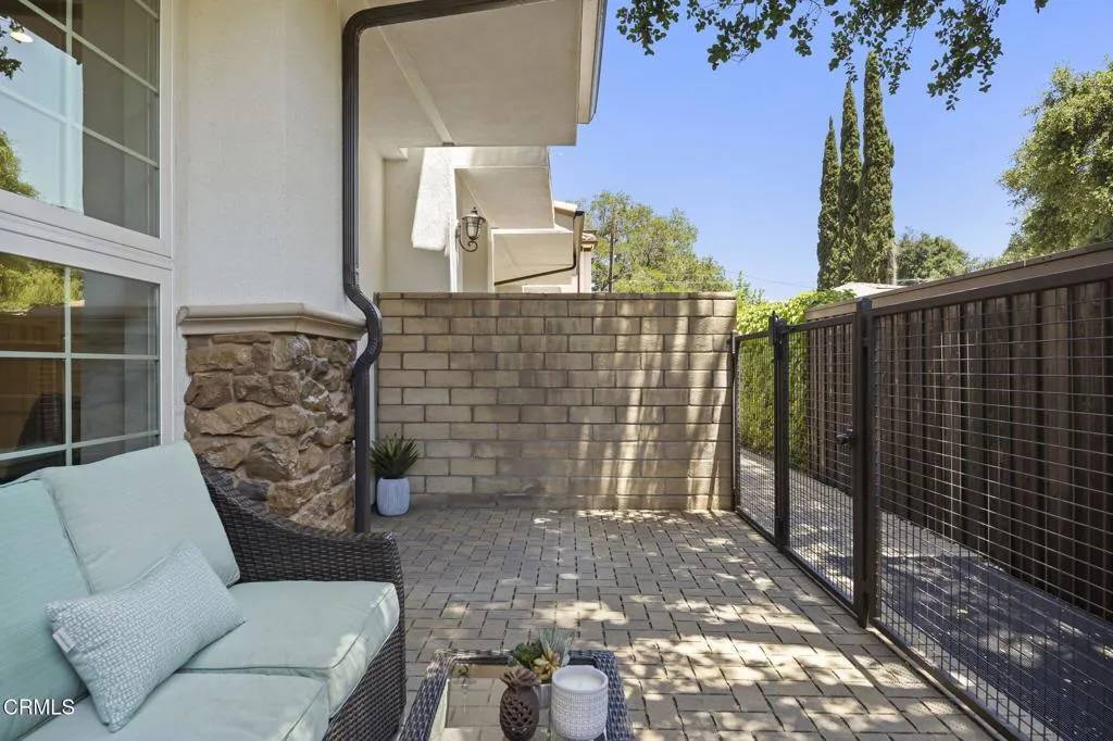 Thousand Oaks, CA 91362,3236 Royal Oaks Drive #5