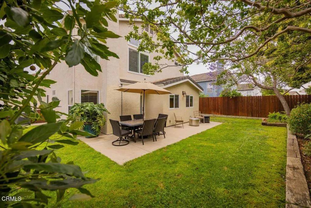 Ventura, CA 93004,33 Alhambra Avenue