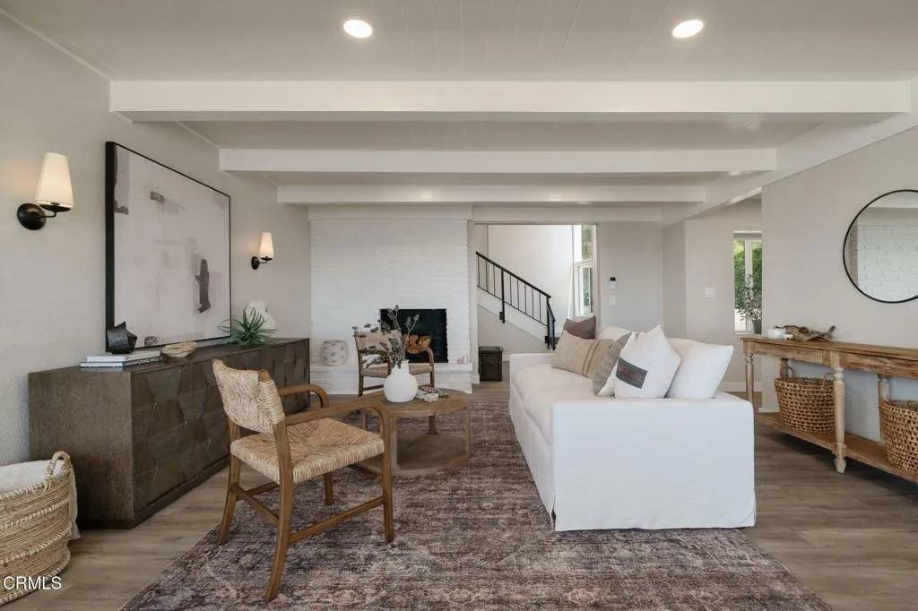 Ventura, CA 93003,3124 Grove Street