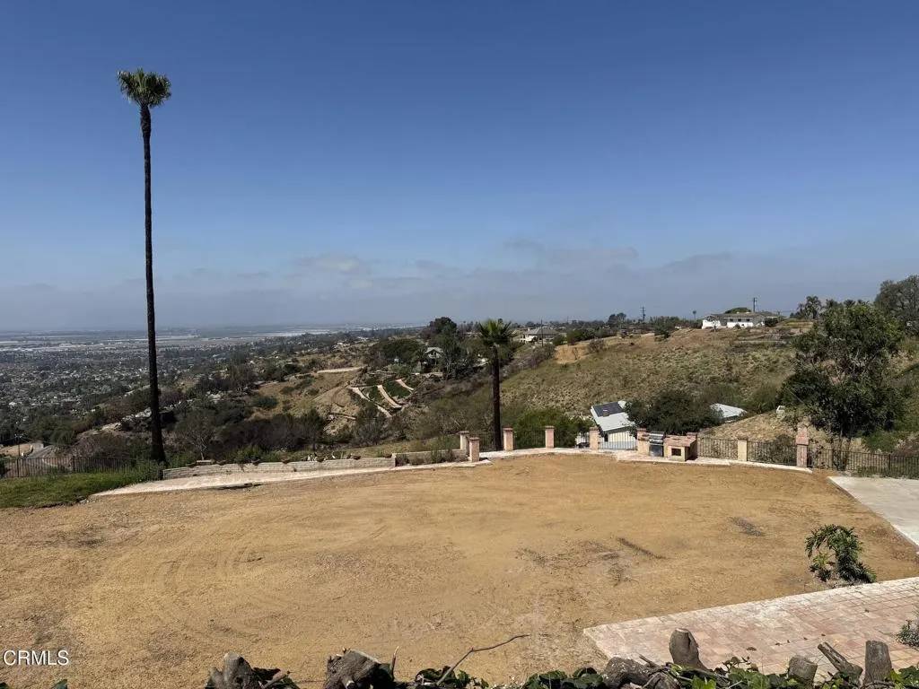 Camarillo, CA 93010,894 W Highland