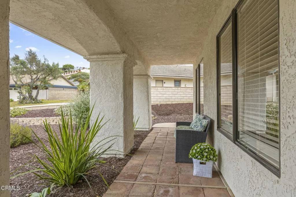 Ventura, CA 93003,7024 Meadowview Court