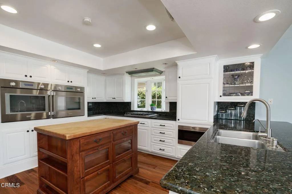 Oxnard, CA 93035,2141 Napoli Drive