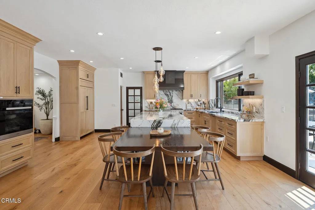 Westlake Village, CA 91362,4548 Valley Spring Drive