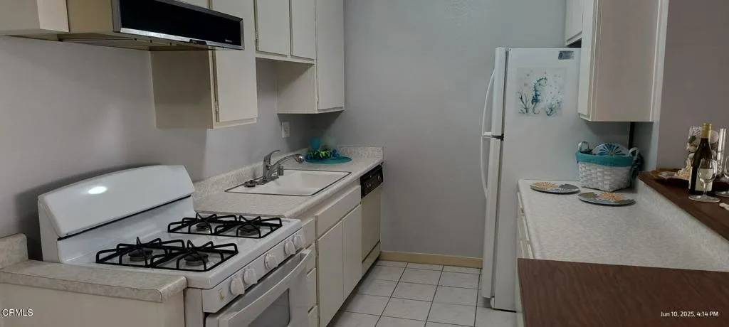 Port Hueneme, CA 93041,247 W Channel Islands Boulevard