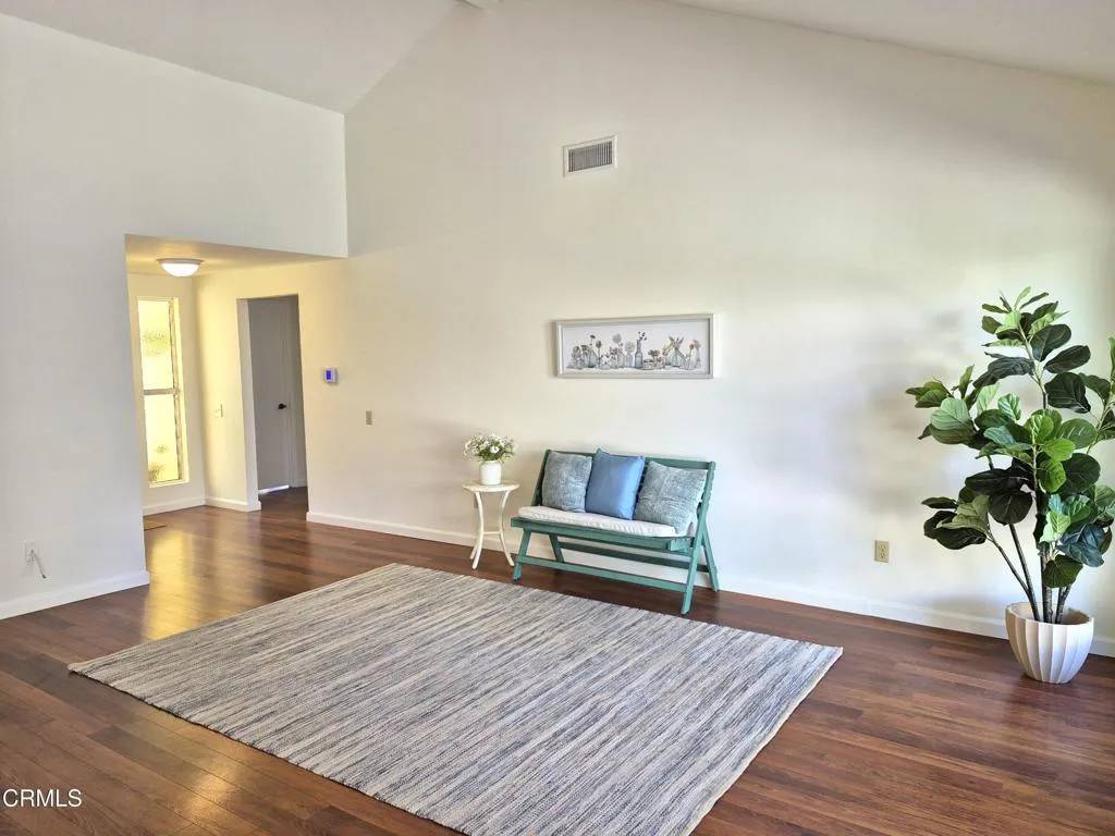 Camarillo, CA 93012,15418 Village 15