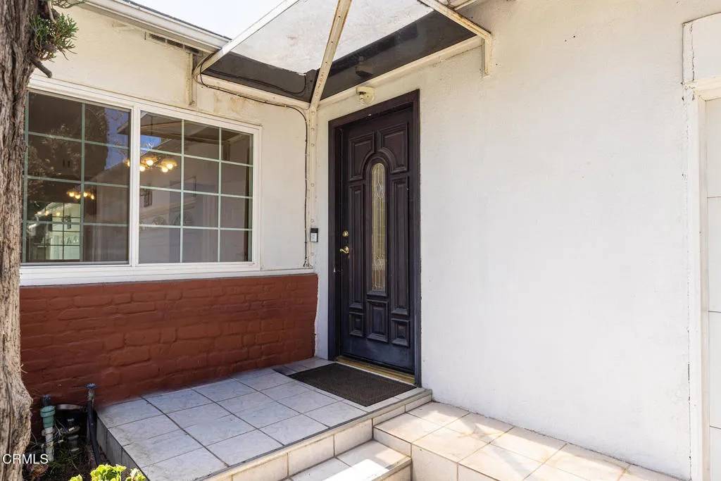 Sun Valley, CA 91352,11215 Lull Street