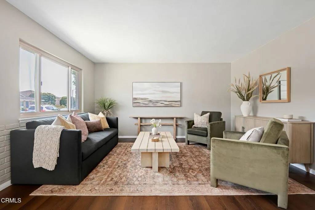 Carpinteria, CA 93013,5946 Hickory Street #1