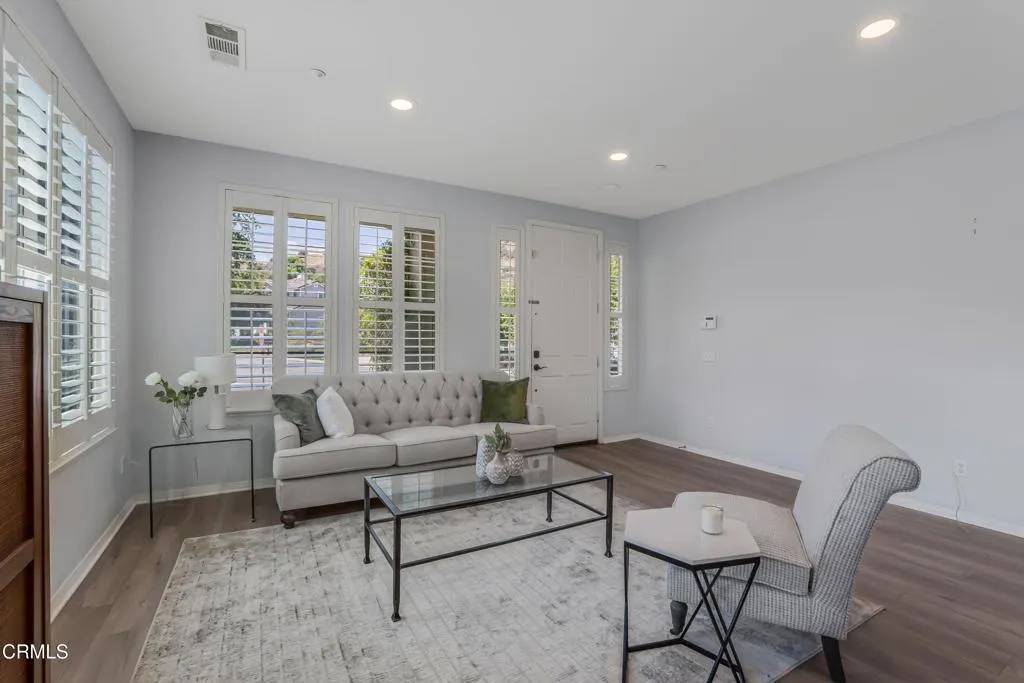 Simi Valley, CA 93063,1502 Hidden Ranch Drive