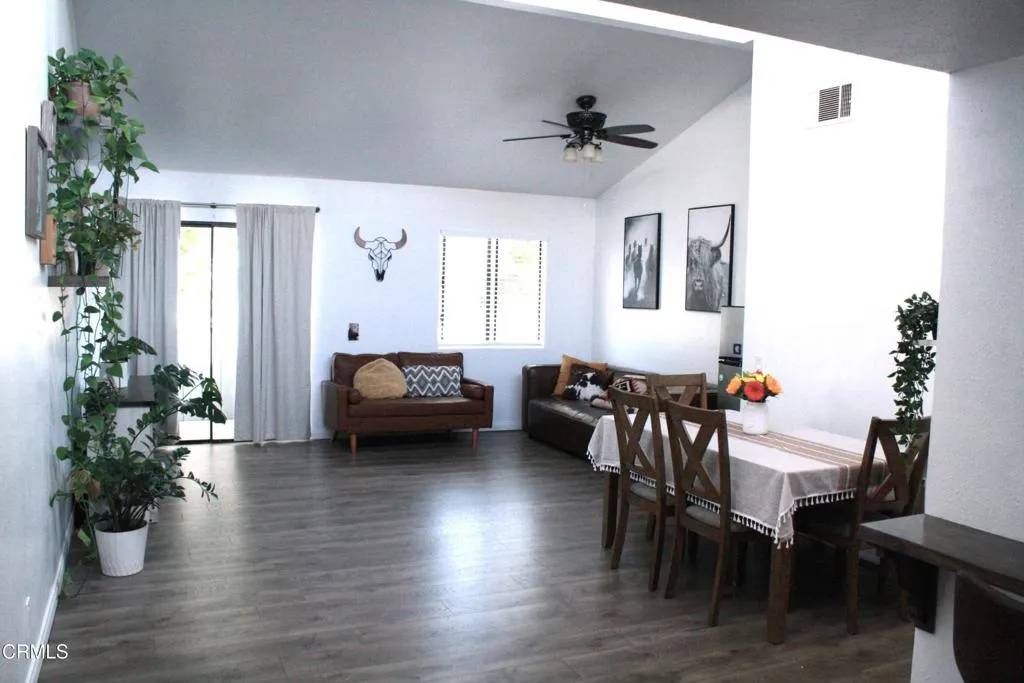 Oxnard, CA 93033,5246 Longfellow Way