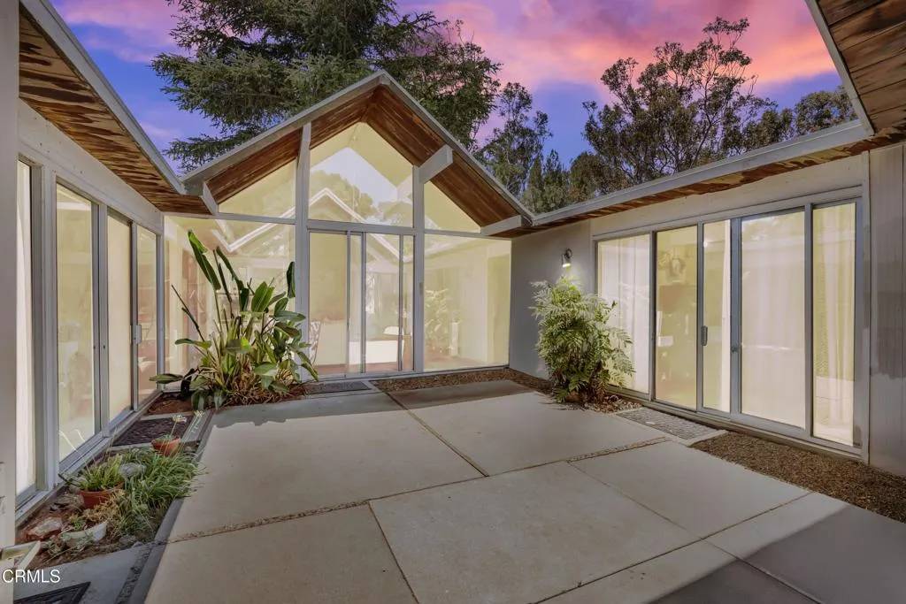 Thousand Oaks, CA 91360,1412 Ellsworth Court