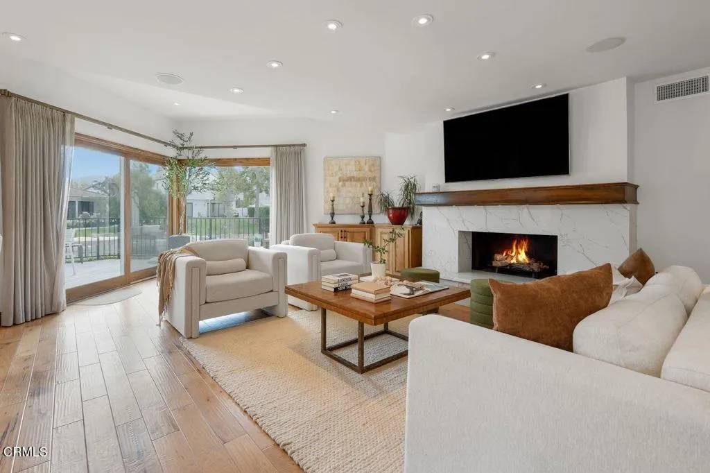 Westlake Village, CA 91361,4008 Mariner Circle