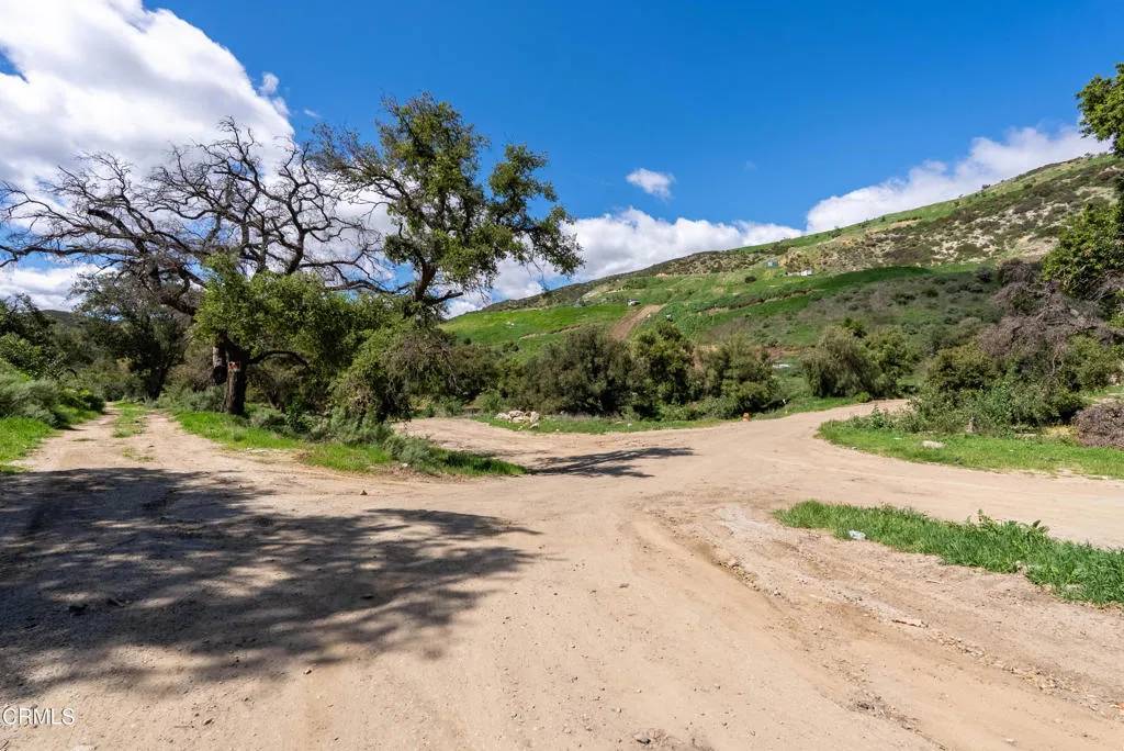 Chatsworth, CA 91311,13100 Browns Canyon Rd