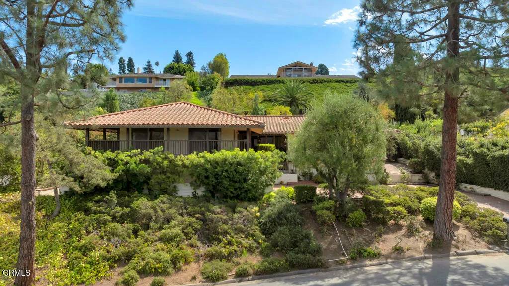 Camarillo, CA 93010,880 Grada Avenue