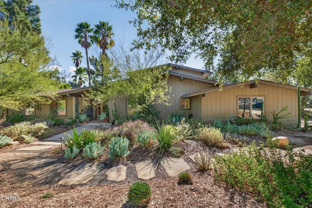 Ojai, CA 93023,810 Del Oro Drive