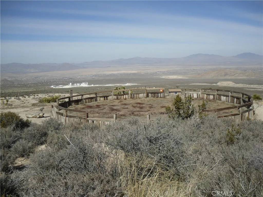 Lucerne Valley, CA 92356,33164 Rose Amber