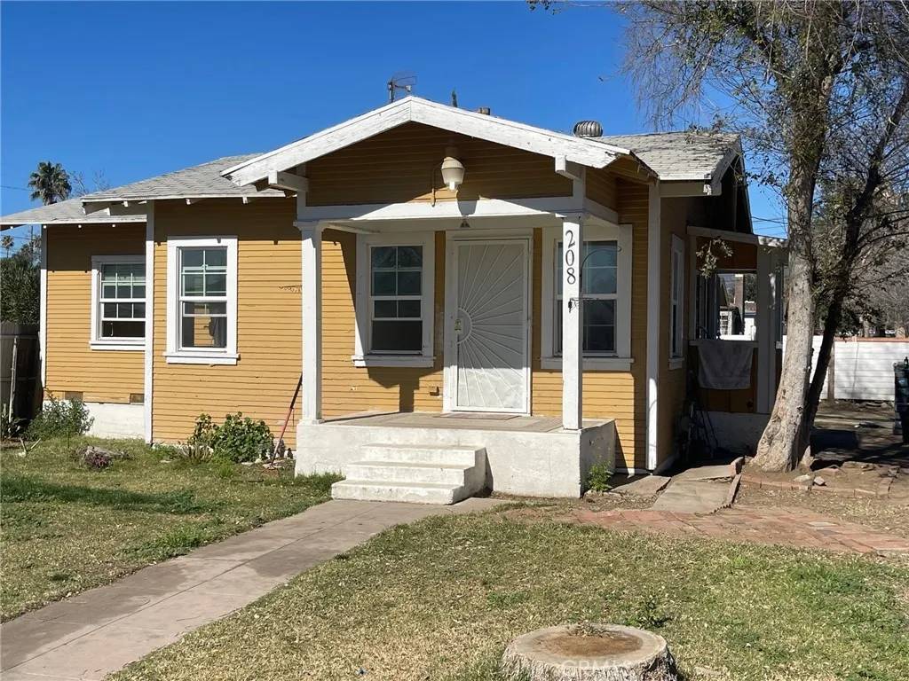 San Bernardino, CA 92405,208 17th Street West