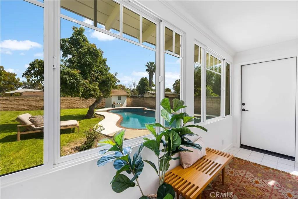 Arcadia, CA 91006,1052 S 10th Avenue