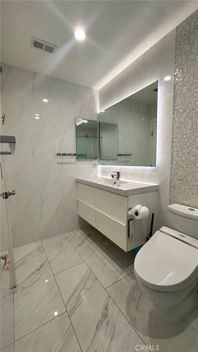 Hacienda Heights, CA 91745,15515 Binney Street