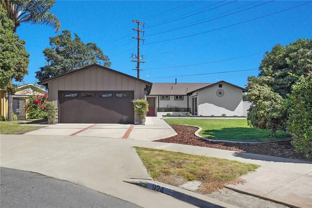 Anaheim, CA 92804,924 S Hayward Street