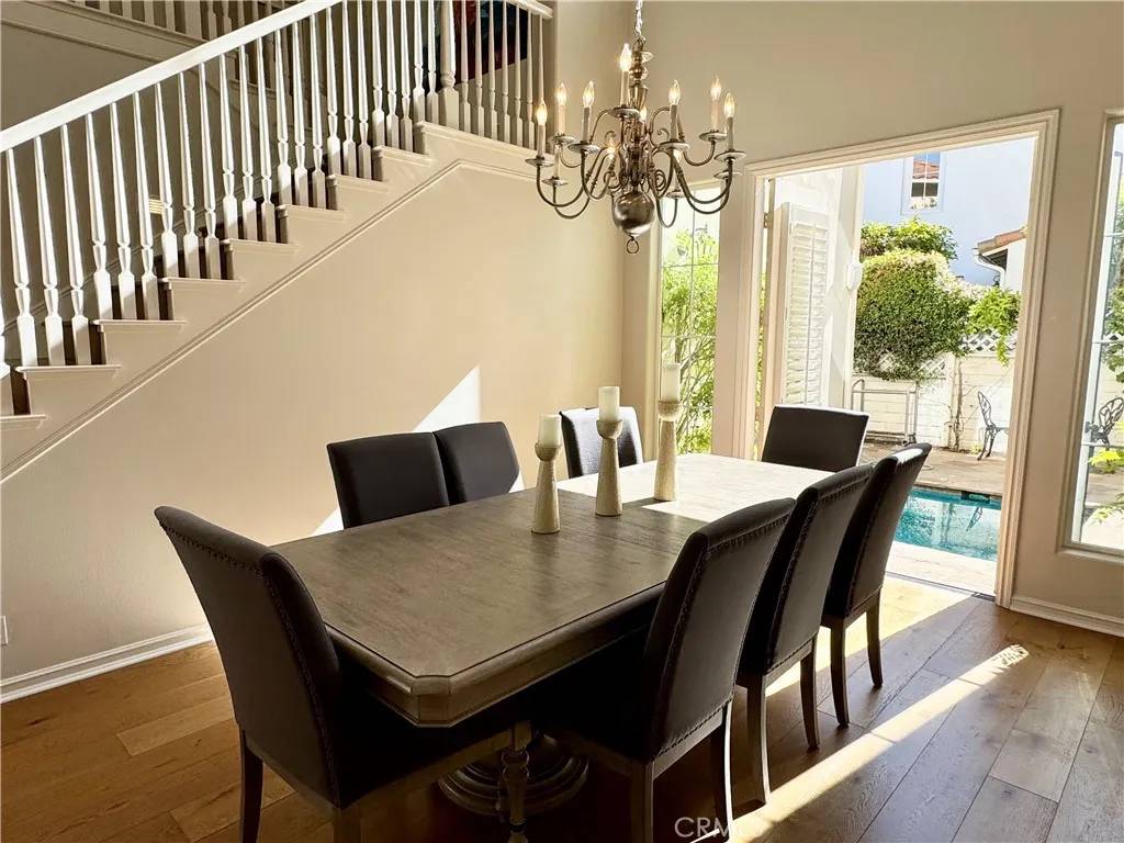 Irvine, CA 92620,25 New Dawn