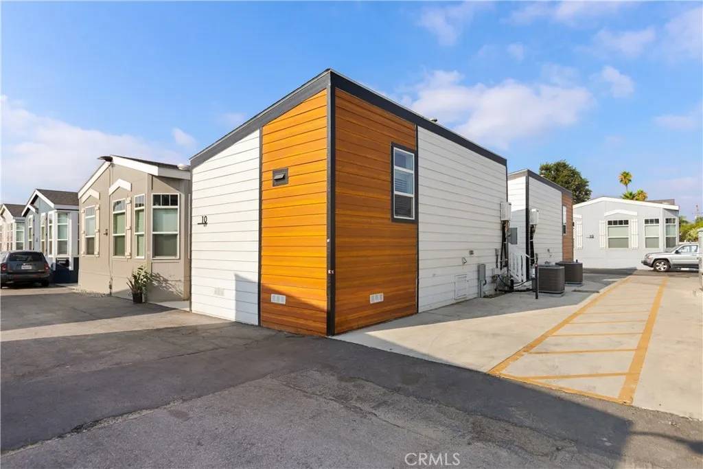 North Hollywood, CA 91605,8250 Lankershim BLVD #130