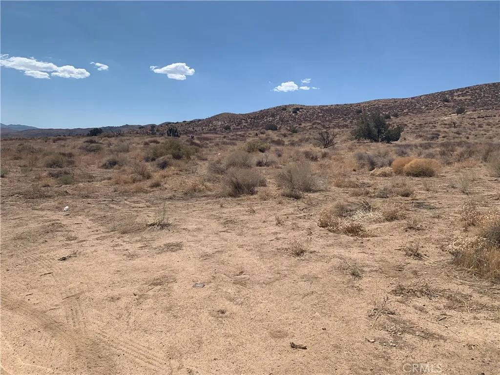 Palmdale, CA 93550,0 Vac/Tierra Subida/Vic 5th Stw