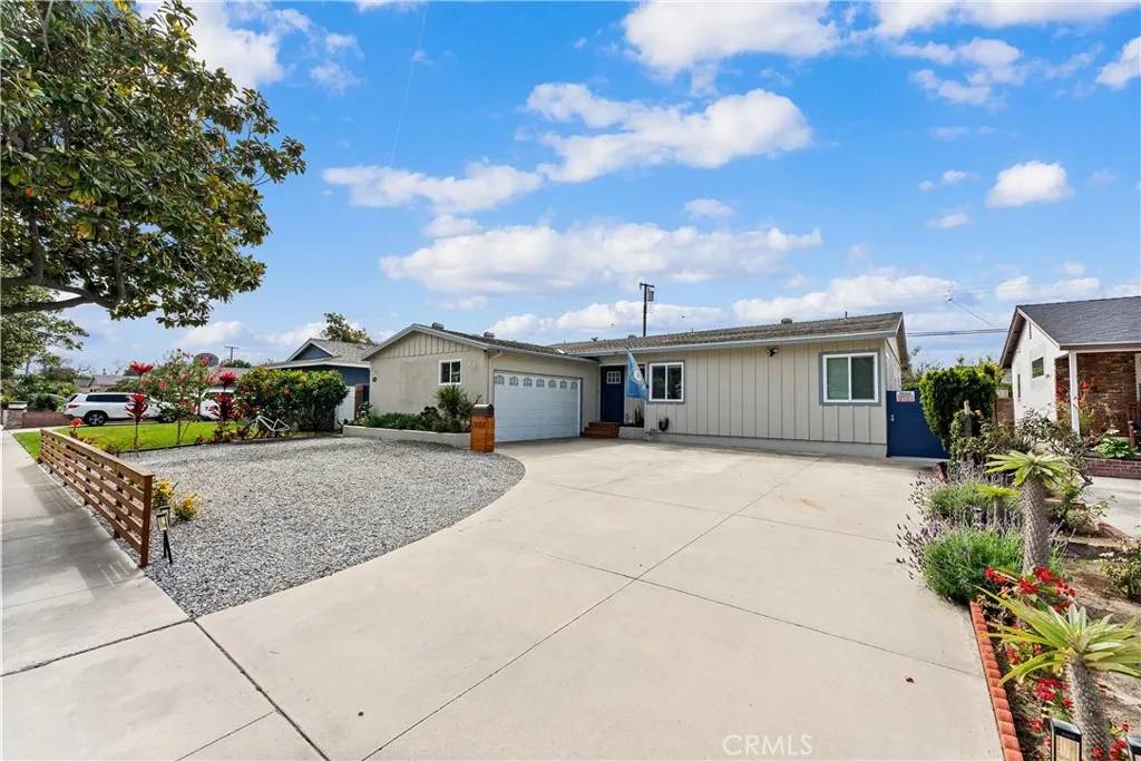 Fullerton, CA 92833,1484 W West Avenue