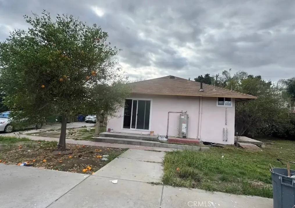 Colton, CA 92324,706 S 8th Street