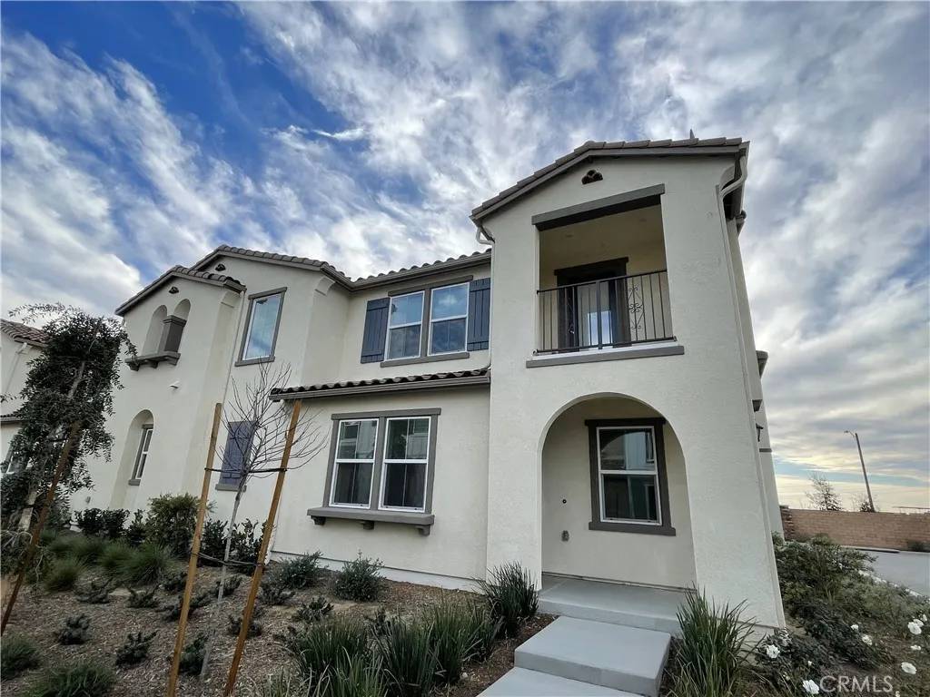 Ontario, CA 91761,3908 E Coronado Privado Street
