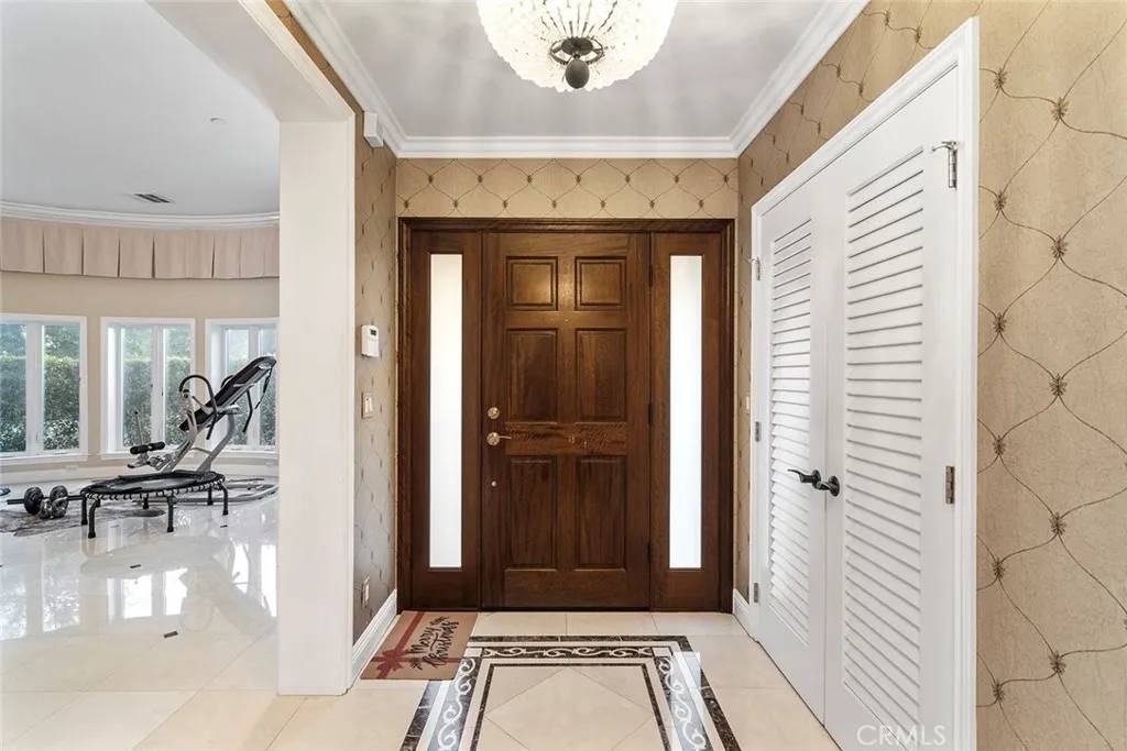 San Marino, CA 91108,1660 Chelsea Road