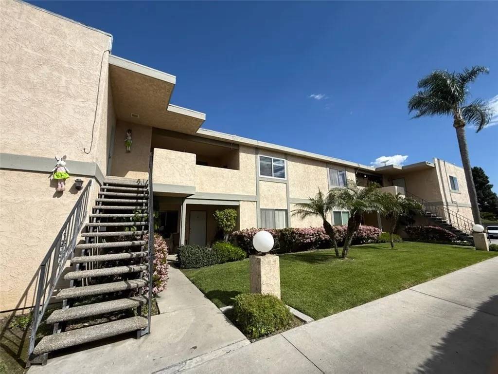 La Habra, CA 90631,1320 Hillandale Avenue
