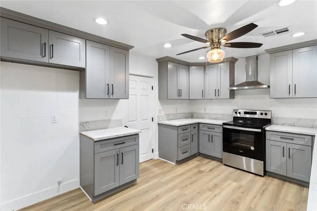 Yucca Valley, CA 92284,57526 Onaga