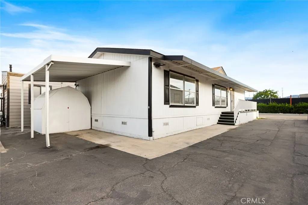 North Hollywood, CA 91605,8250 Lankershim BLVD #33