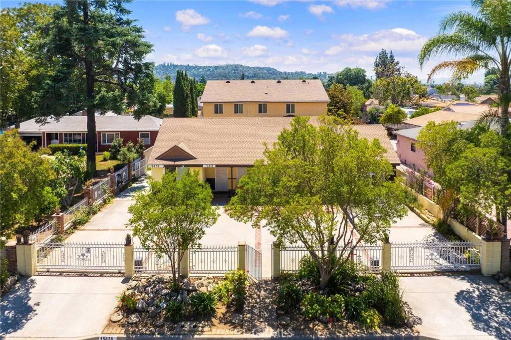 La Puente, CA 91744,15874 Meadowside Street