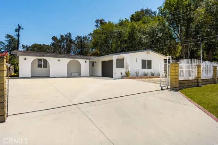 La Puente, CA 91744,406 Bandon Avenue