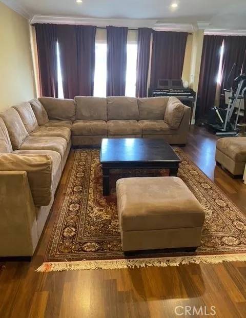 Pasadena, CA 91107,125 S Sierra Madre Boulevard #304