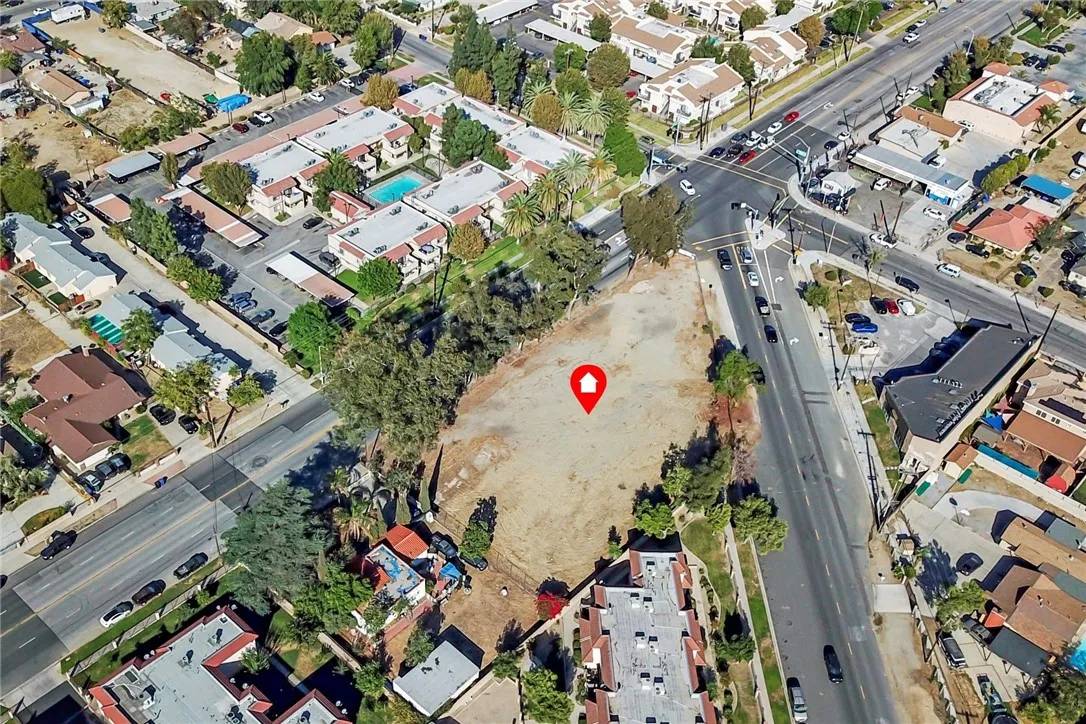 Fontana, CA 92335,8916 Fontana