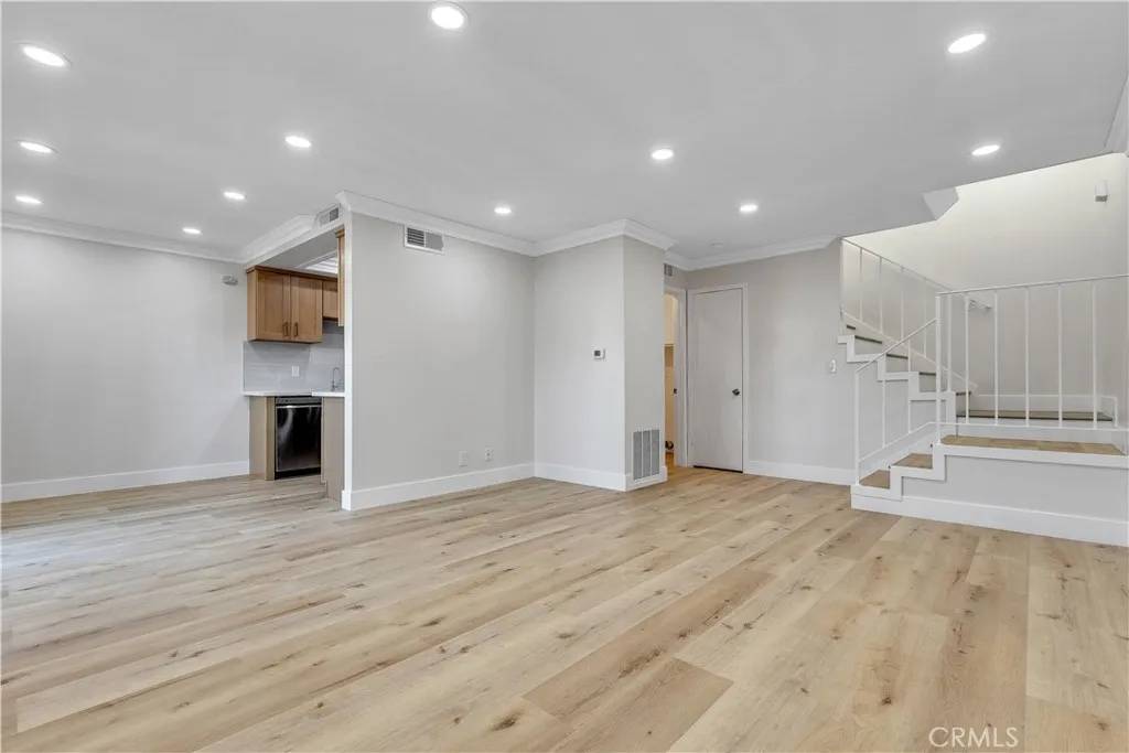 Hacienda Heights, CA 91745,1425 Forest Glen Drive #159