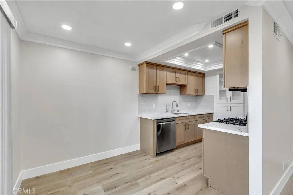 Hacienda Heights, CA 91745,1425 Forest Glen Drive #159