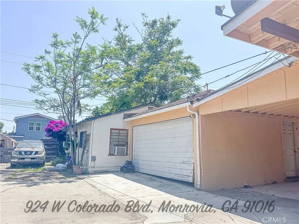 Monrovia, CA 91016,924 W Colorado Boulevard