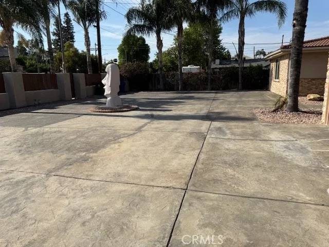 Tarzana, CA 91356,5724 Tampa Avenue